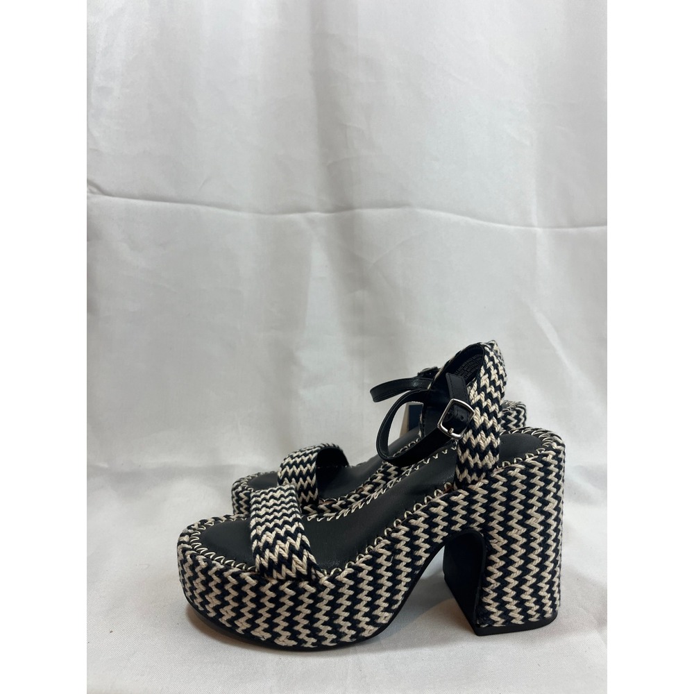Universal Thread Black Cream Woven Chevron Platform Block Heel Sandals Size 6